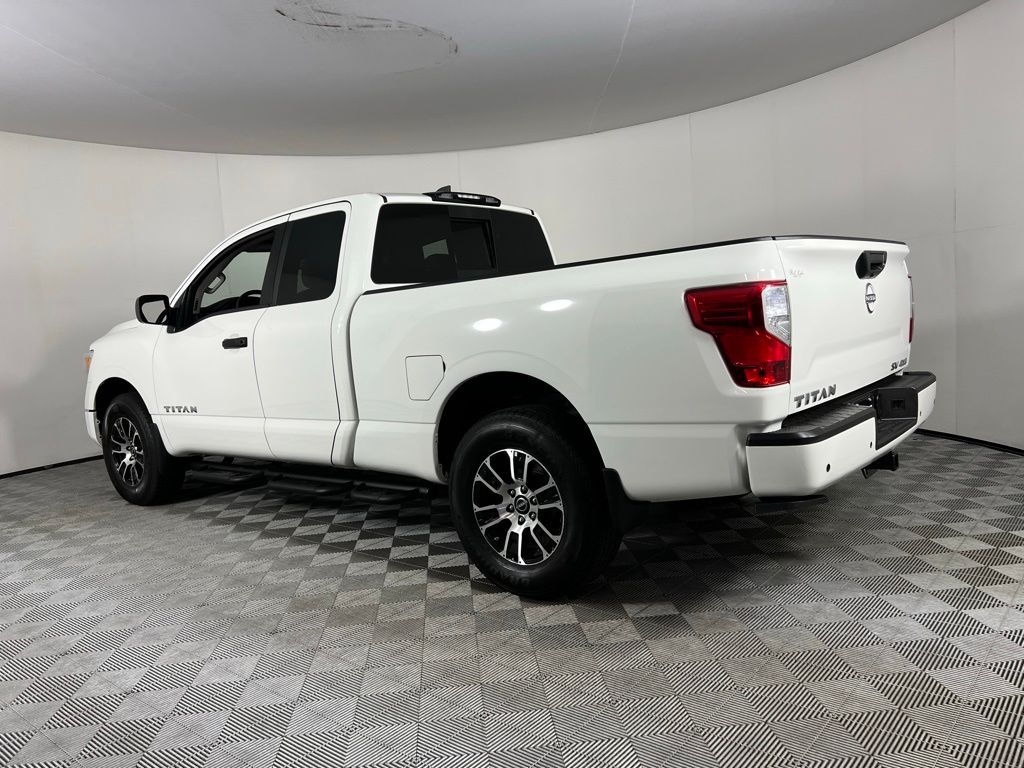 2024 Nissan Titan SV photo 6