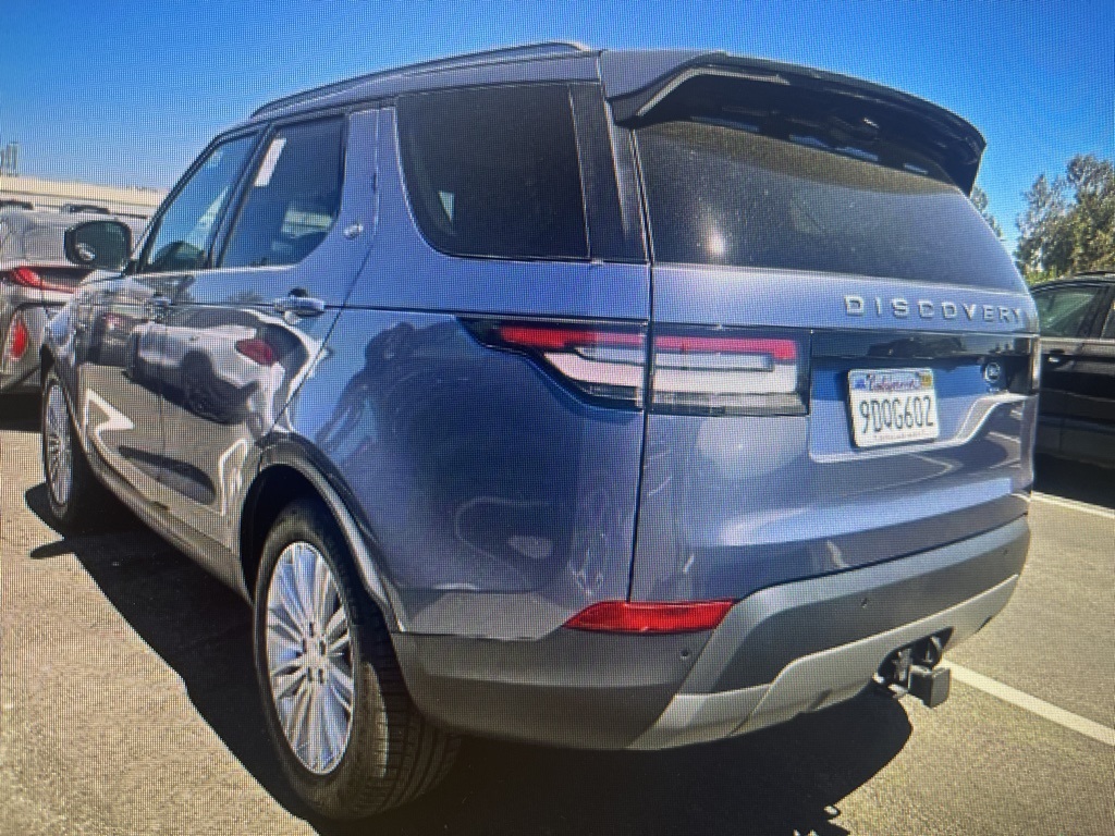 2018 Land Rover Discovery SE photo 4