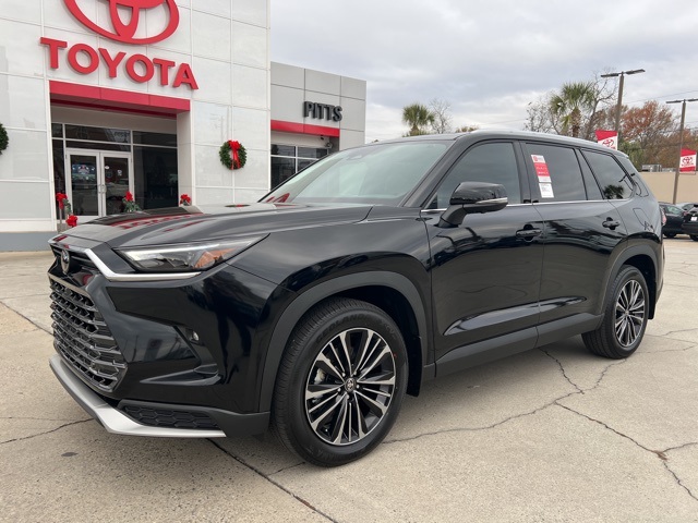 2026 Toyota Grand Highlander Platinum's photo
