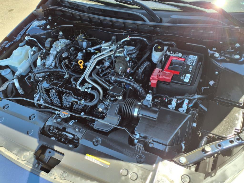2022 Nissan Altima 2.5 SR photo 16