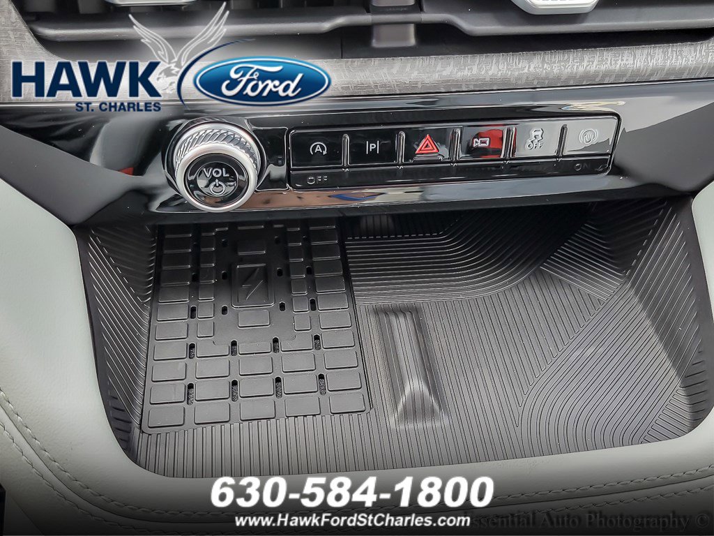 2025 FORD EXPLORER - Image 16