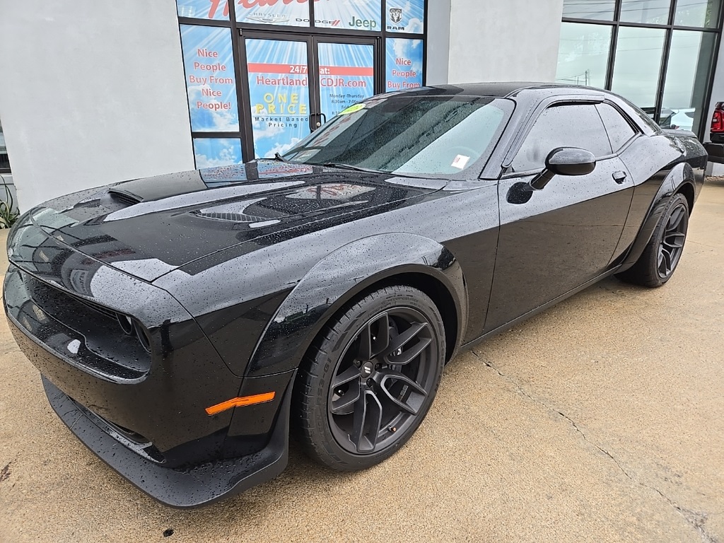 Used 2022 Dodge Challenger R/T with VIN 2C3CDZFJ6NH249917 for sale in Kansas City