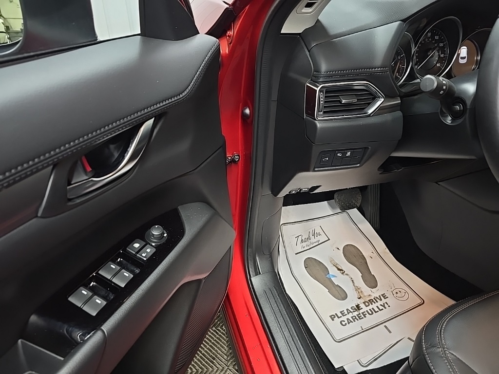 2023 Mazda CX-5 2.5 S Preferred photo 28