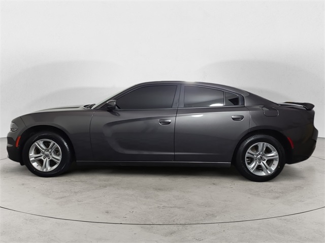 2022 Dodge Charger SXT photo 2
