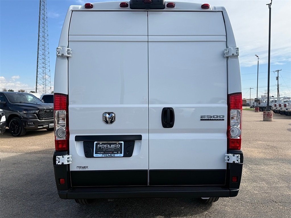 2026 Ram ProMaster 2500 photo 2