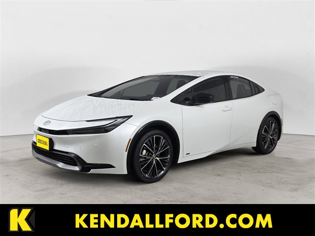 2024 Toyota Prius XLE's photo