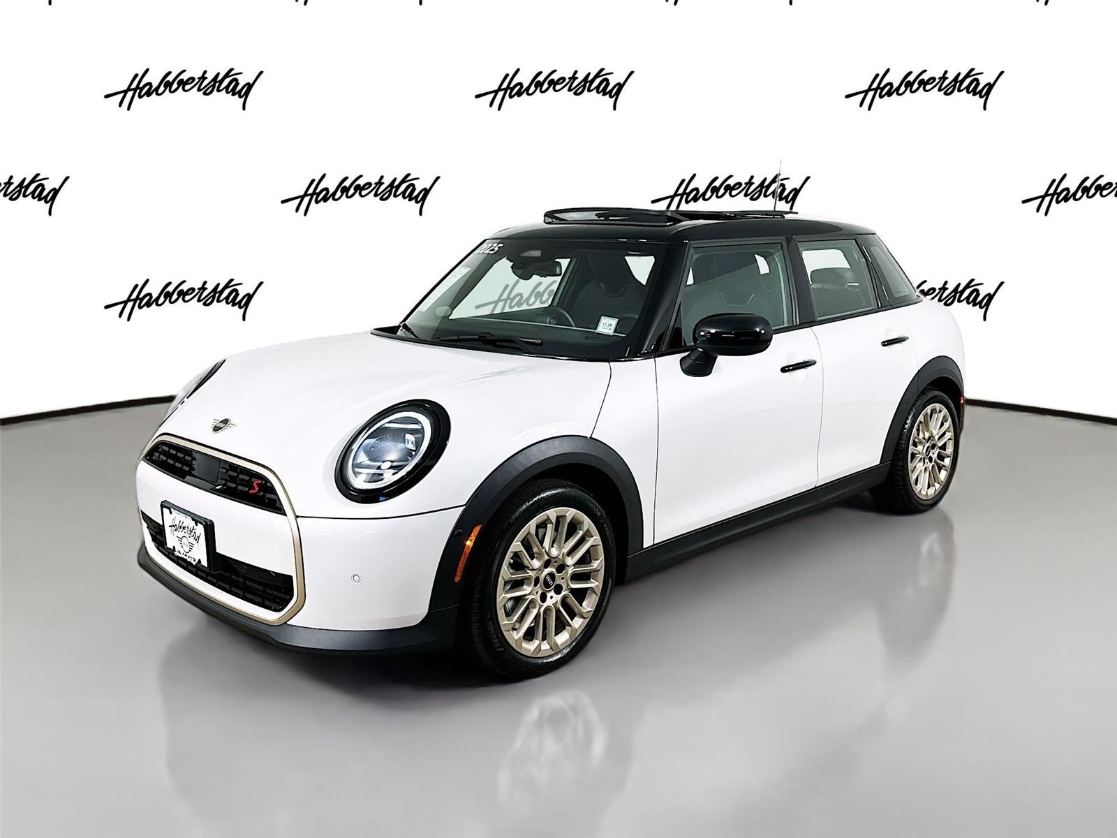 2025 MINI Hardtop 4 Door S's photo