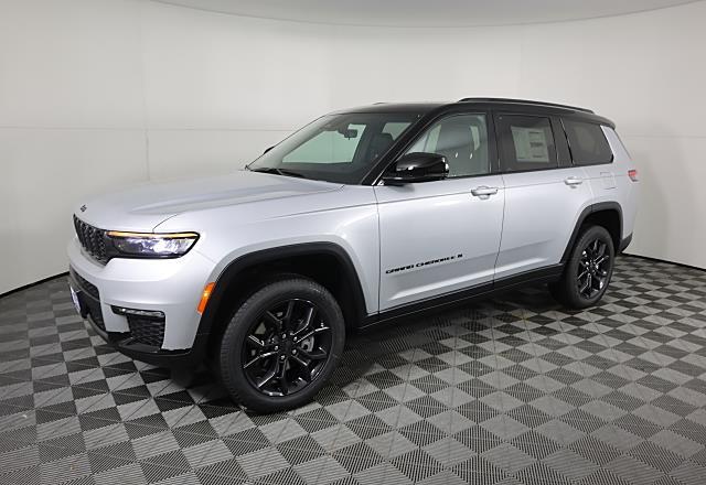 2025 Jeep Grand Cherokee L Limited's photo