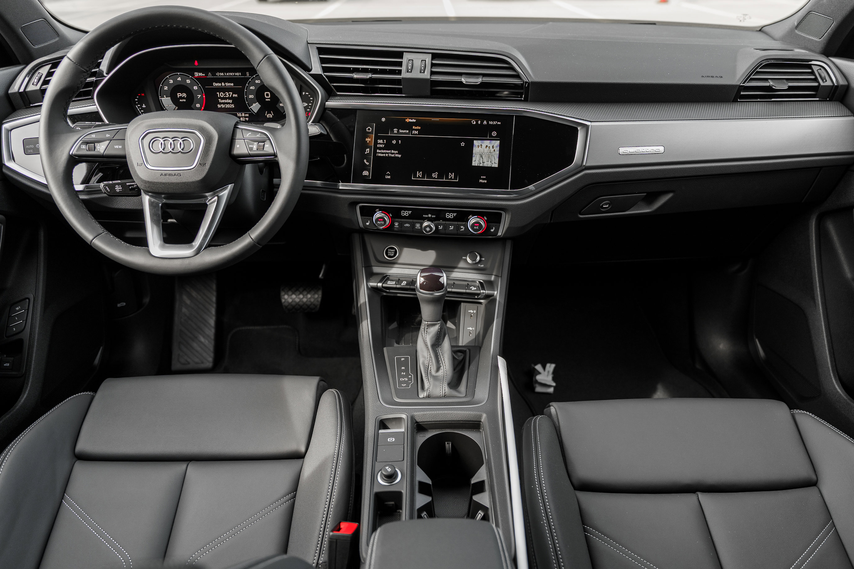 2025 Audi Q3 S line Premium photo 7