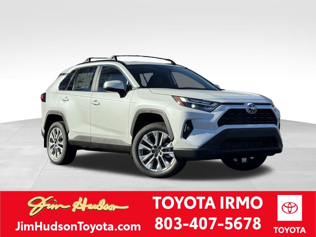 2025 Toyota RAV4 XLE Premium's photo