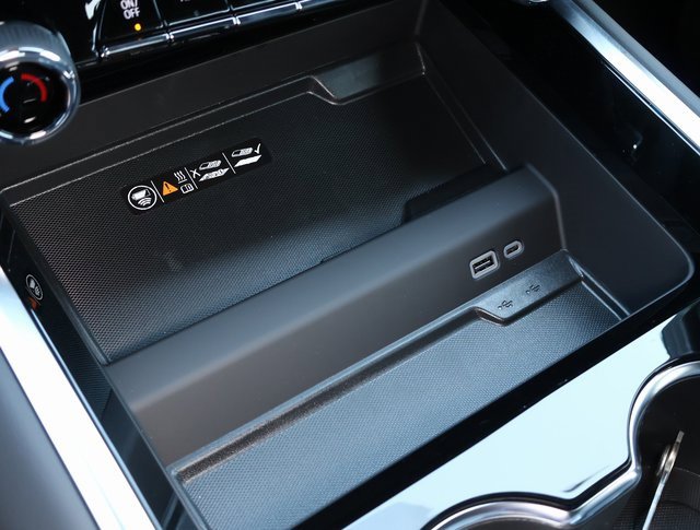 2025 Chevrolet Tahoe LT photo 20