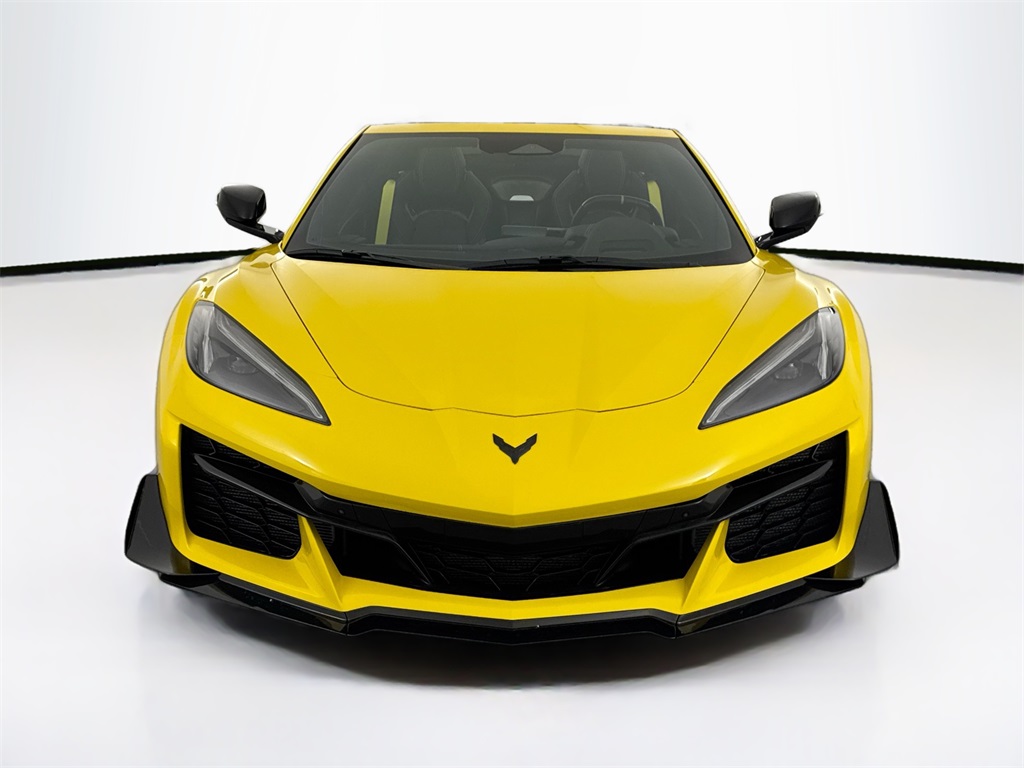 2025 Chevrolet Corvette Z06 3LZ photo 2
