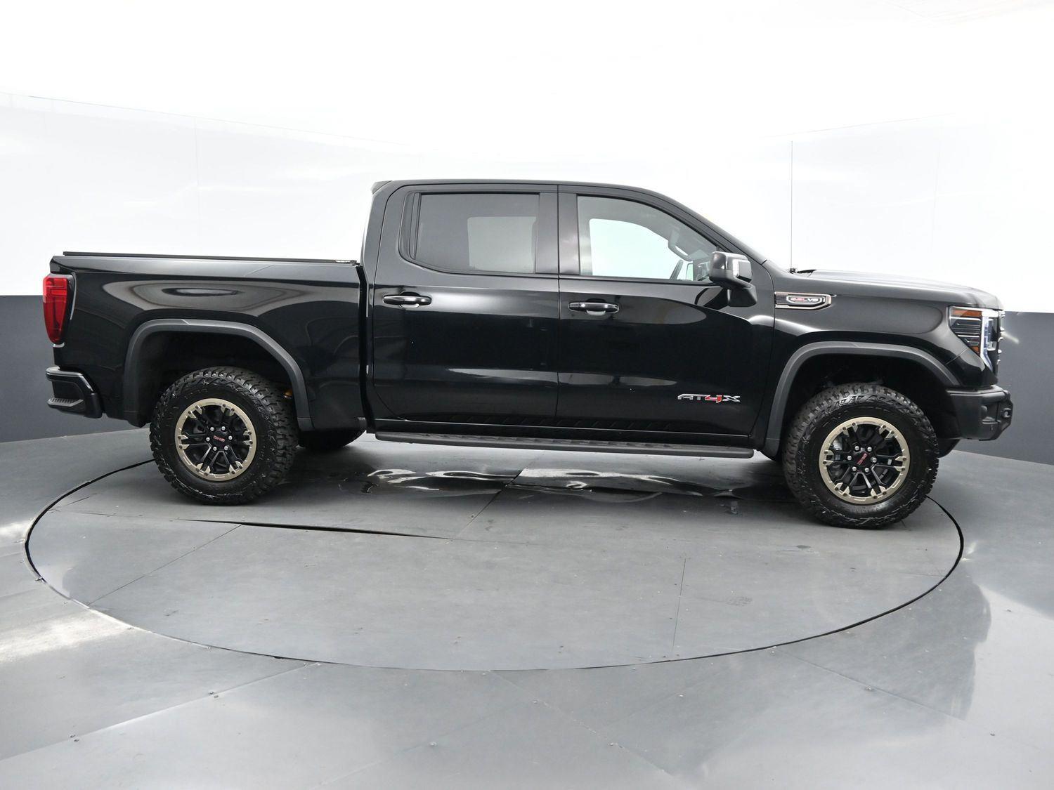 2024 Gmc Sierra 1500 AT4X photo 6