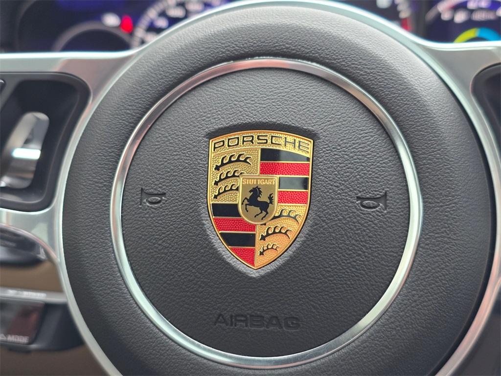 2021 Porsche Cayenne E-Hybrid Coupe Base photo 21