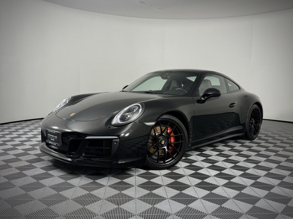 2018 Porsche 911 GTS's photo