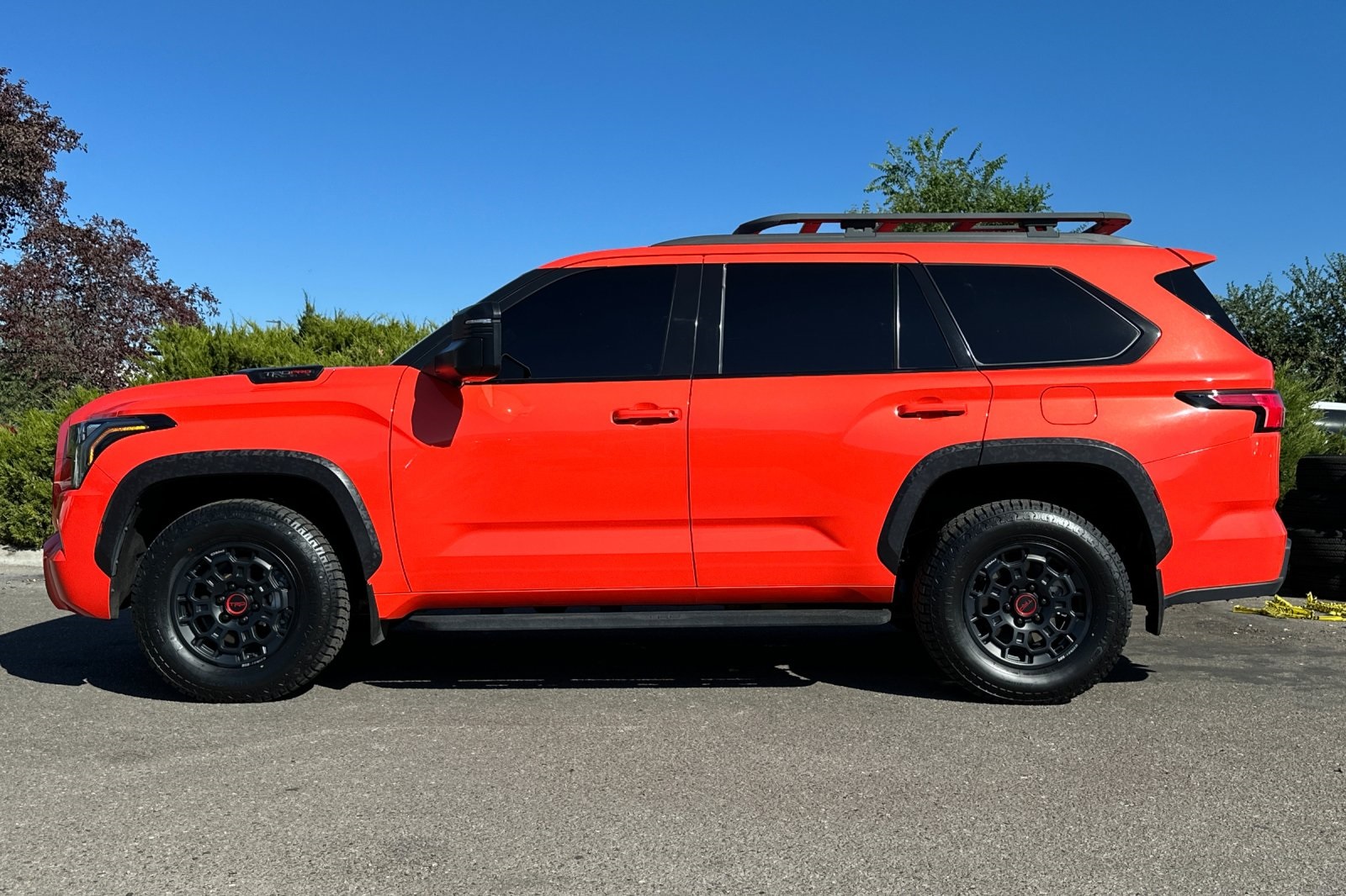 2023 Toyota Sequoia TRD Pro photo 7