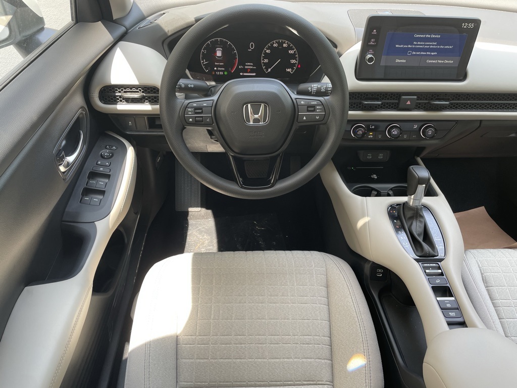2026 Honda HR-V LX photo 8