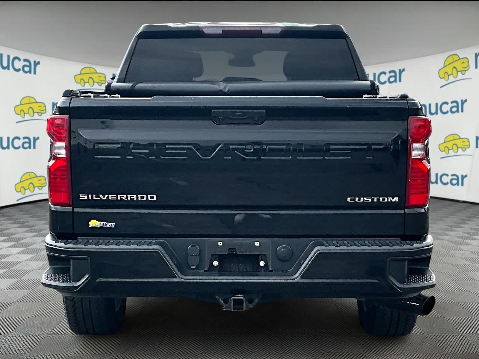 2022 Chevrolet Silverado 1500 Custom photo 4
