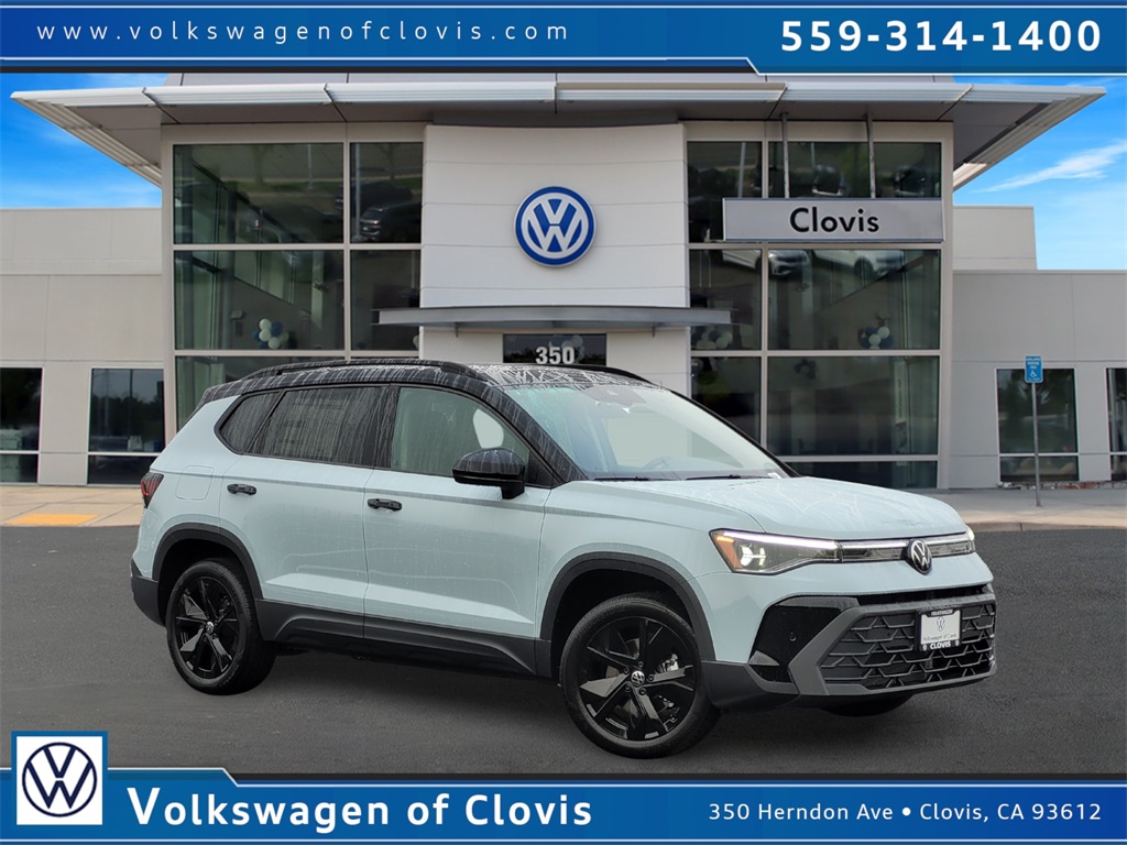 2026 Volkswagen Taos SE Black's photo