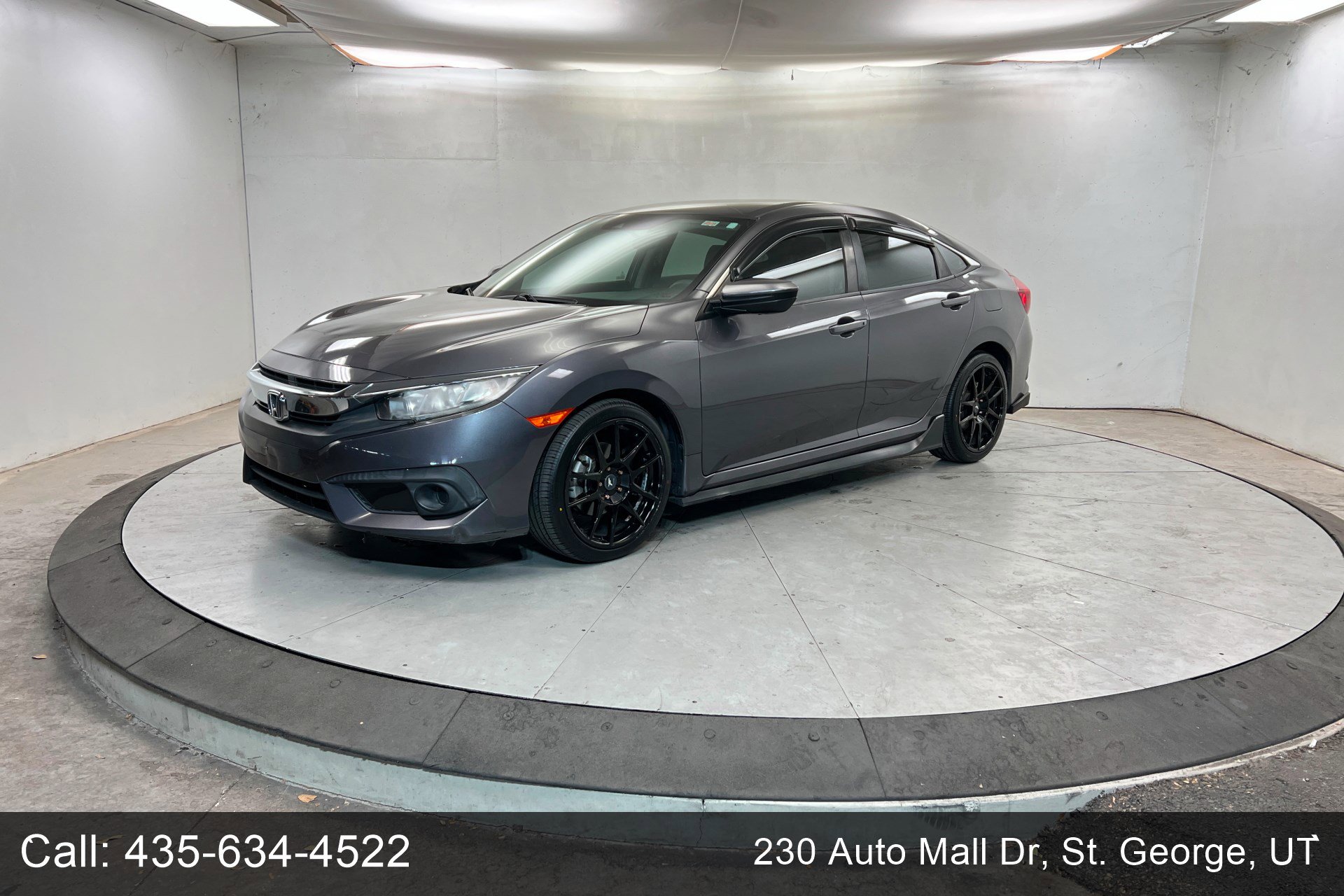 2017 Honda Civic LX's photo