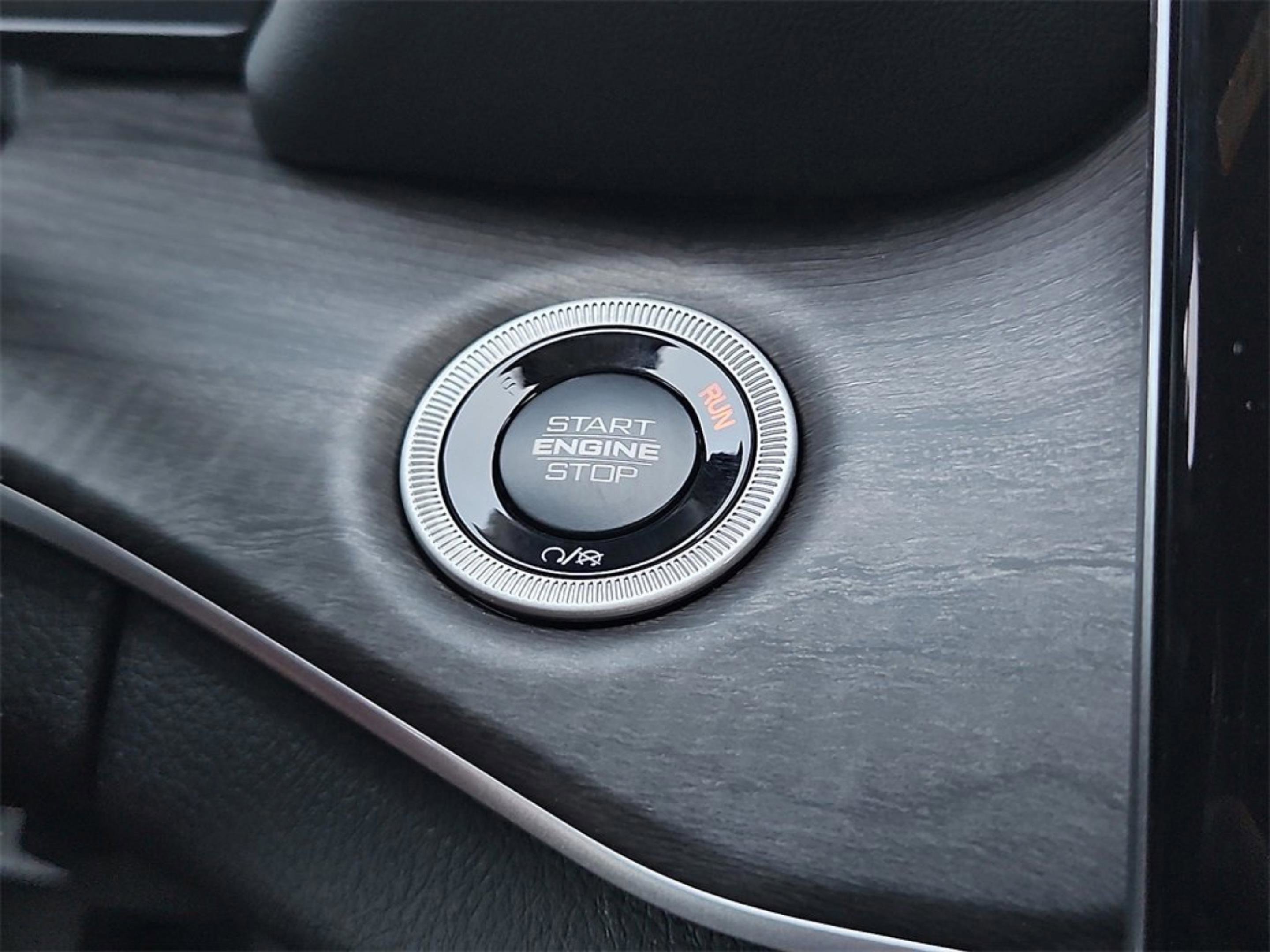 2025 Jeep Grand Cherokee Limited photo 19