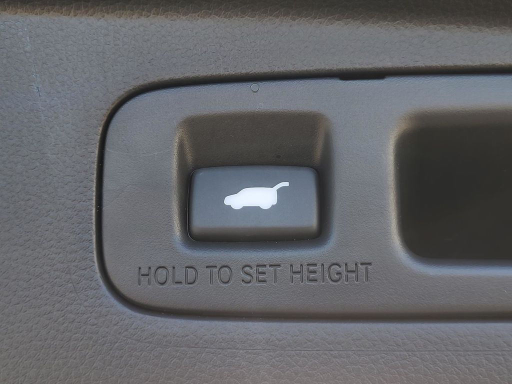 2025 Honda CR-V EX-L photo 10