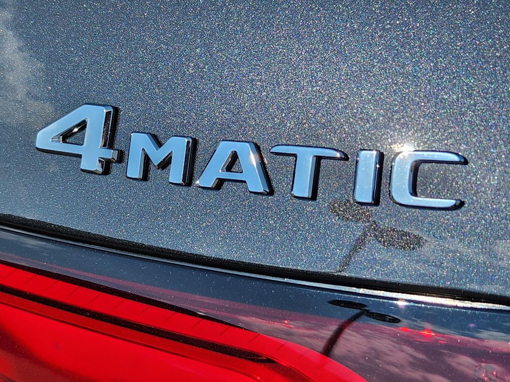 2026 Mercedes Benz GLC 350e 4MATIC photo 8