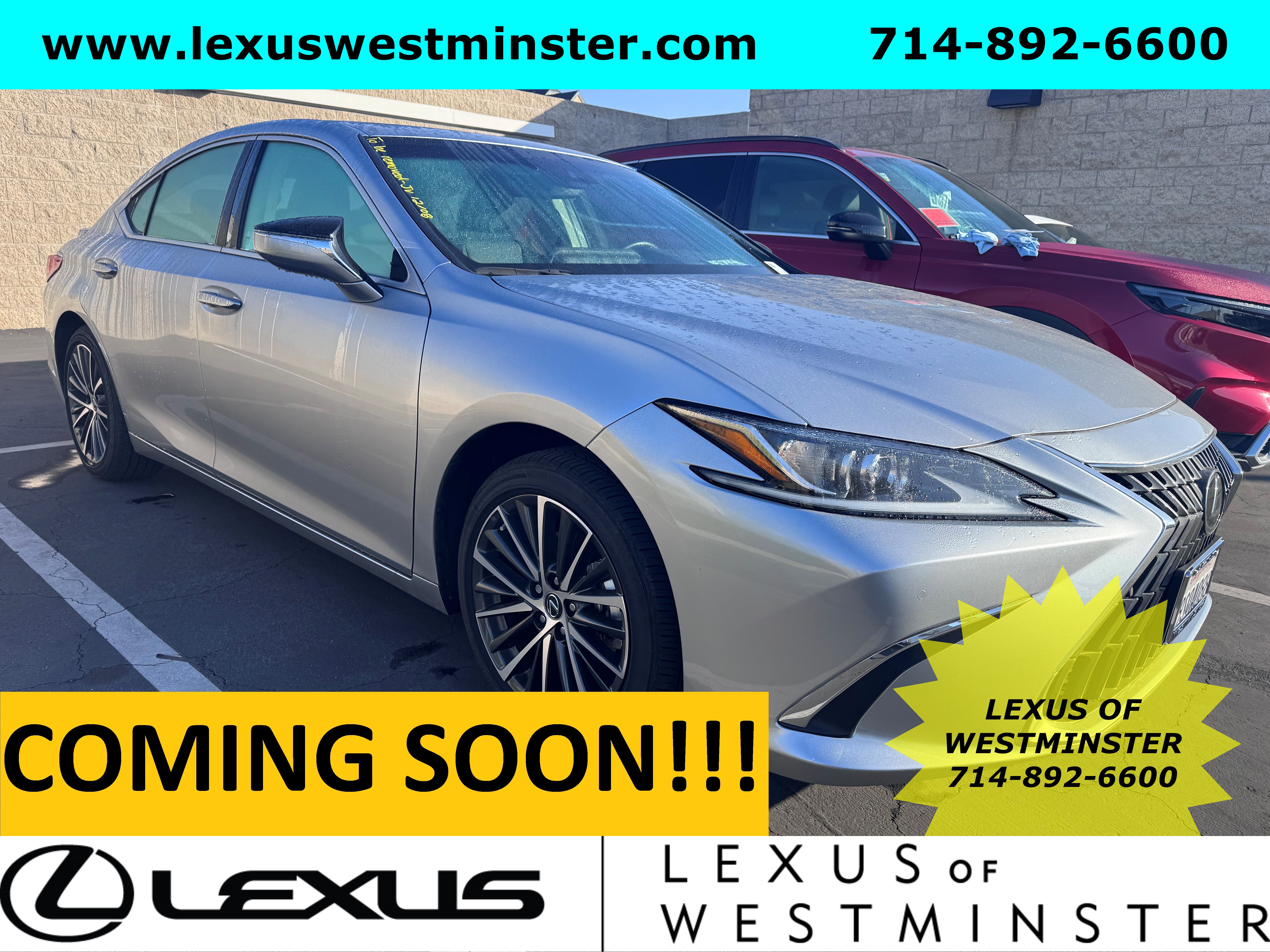 2025 Lexus ES Hybrid 300h's photo