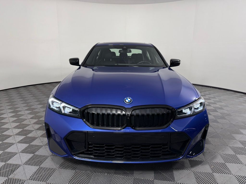 2024 Bmw 330e xDrive photo 2