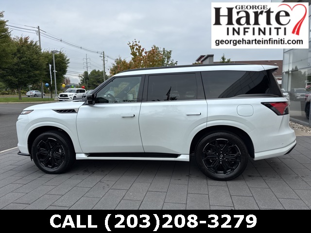 2026 Infiniti QX80 Sensory photo 4