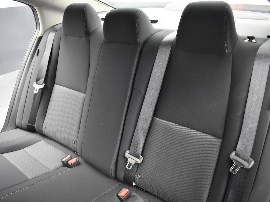 2025 Nissan Sentra SV photo 15