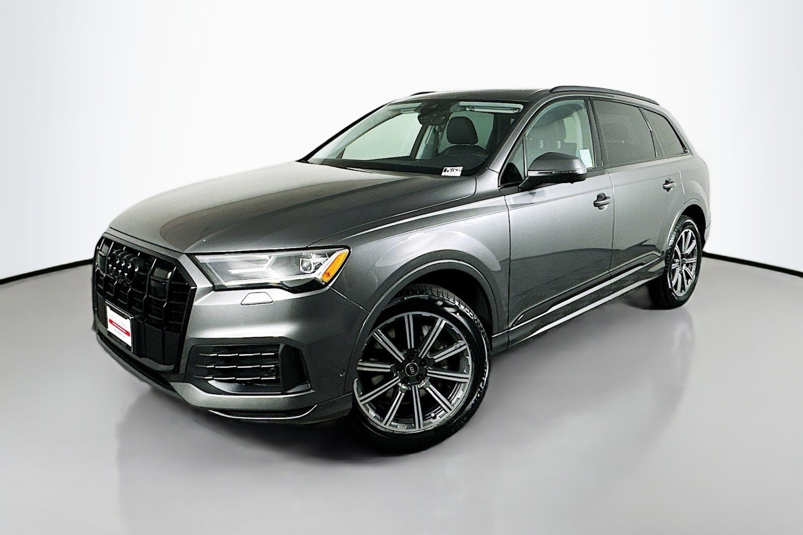 2023 Audi Q7 Premium Plus's photo