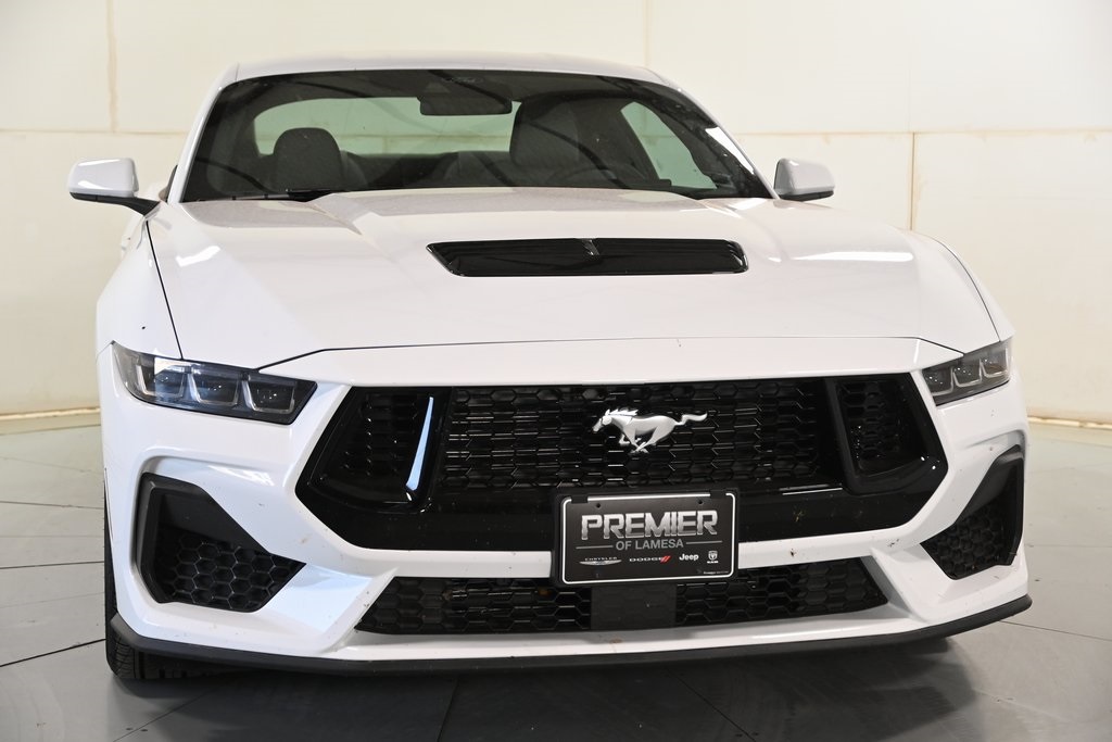 2025 Ford Mustang GT photo 4