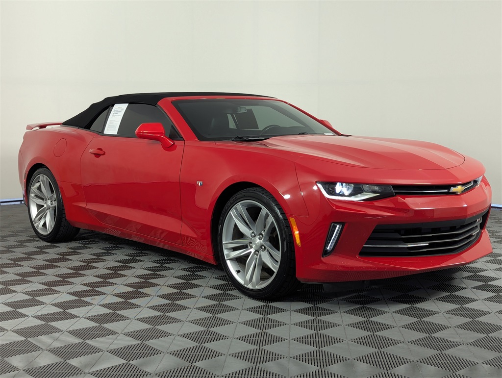 2017 Chevrolet Camaro 2LT photo 8
