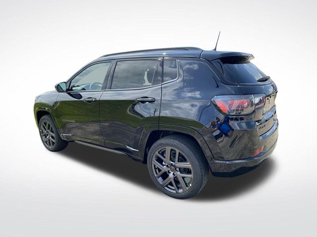 2025 Jeep Compass Limited photo 3