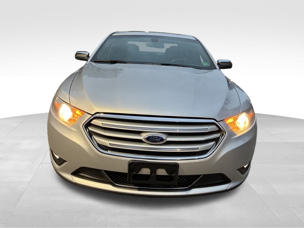 2013 Ford Taurus Limited photo 8