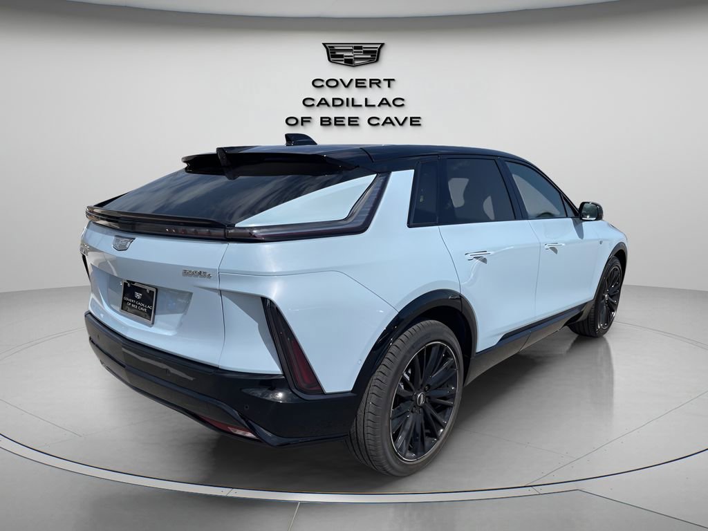 2025 Cadillac Lyriq Sport photo 9