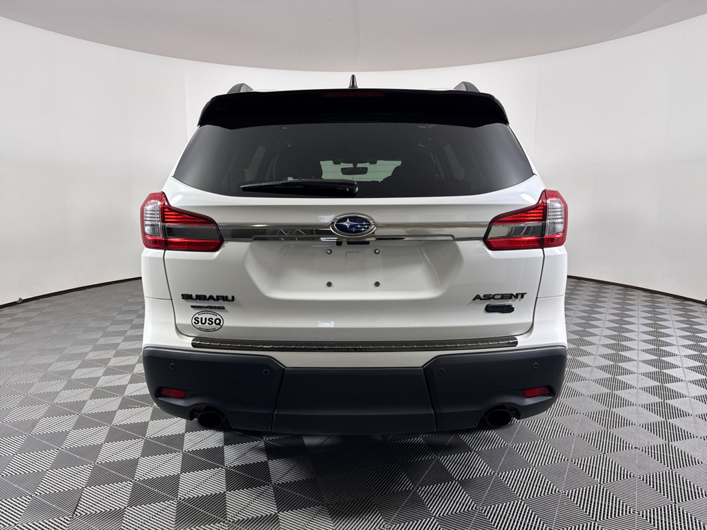 2022 Subaru Ascent Onyx Edition photo 4