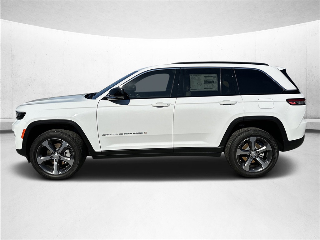 2025 Jeep Grand Cherokee Limited photo 4