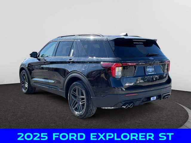 2025 Ford Explorer ST photo 3