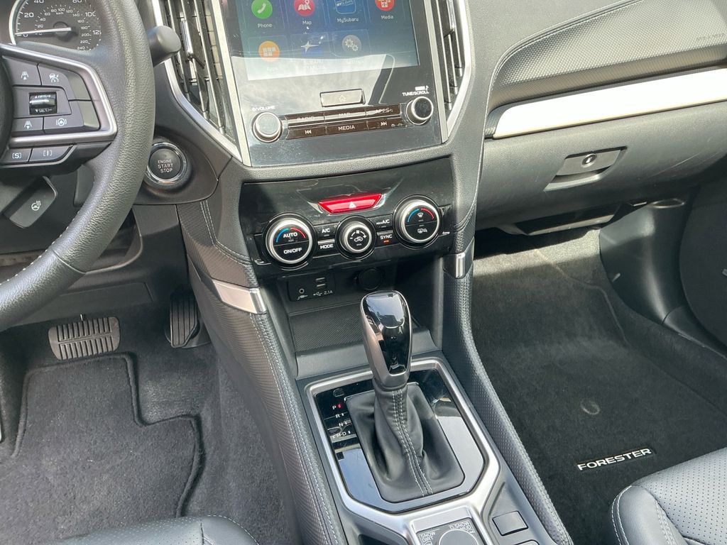 2024 Subaru Forester Limited photo 11