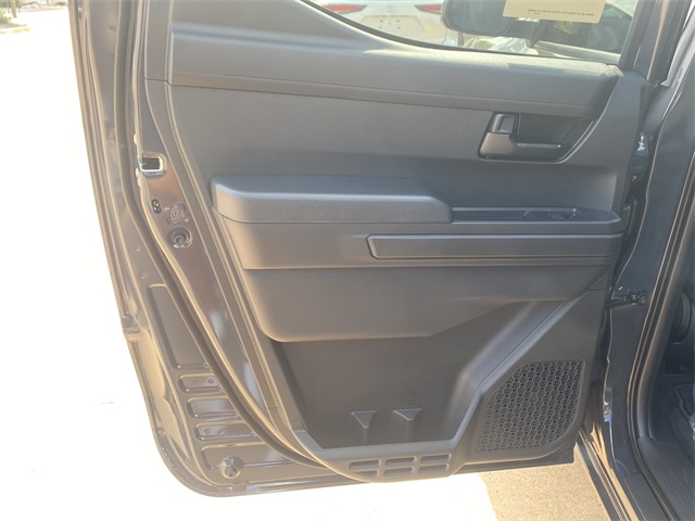 2025 Toyota Tacoma SR5 4x4 Double Cab photo 12