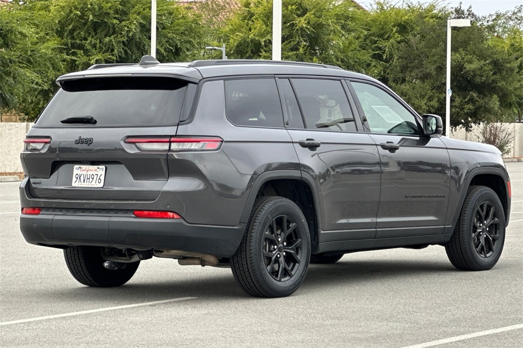 2024 Jeep Grand Cherokee Altitude photo 4