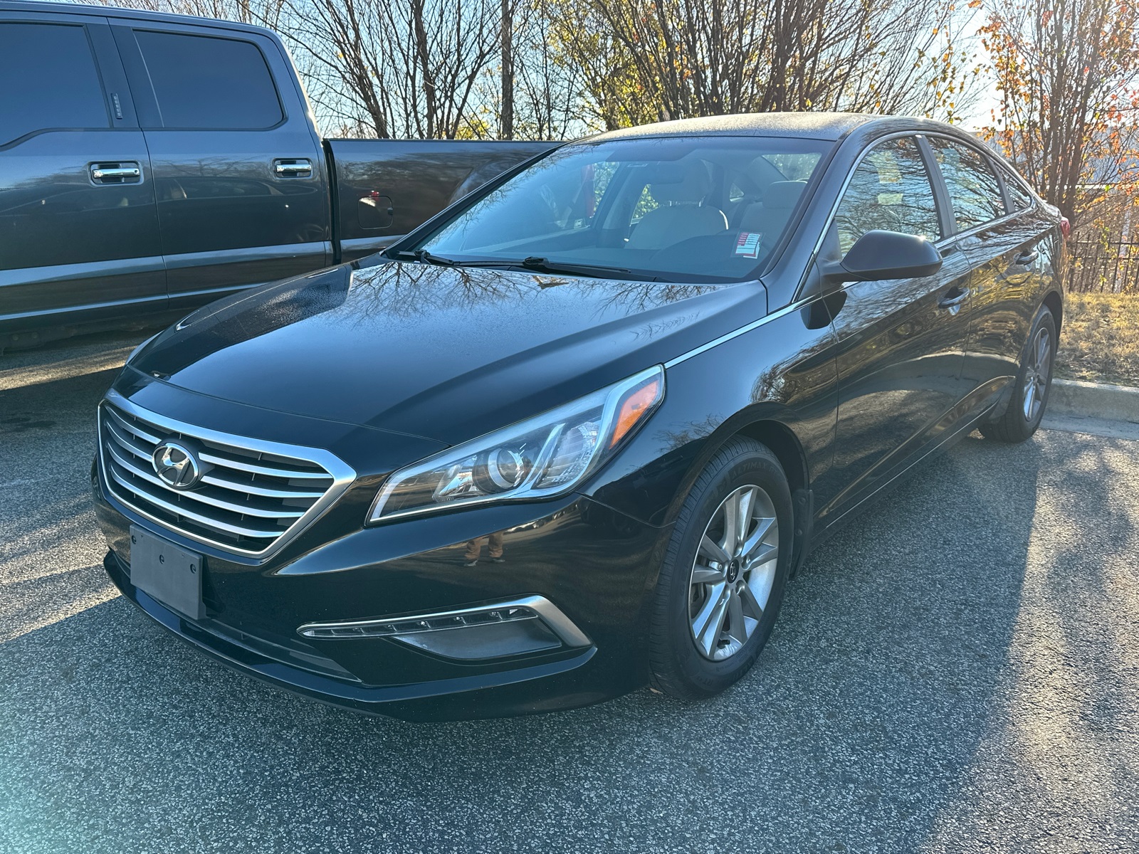 2015 Hyundai Sonata SE's photo