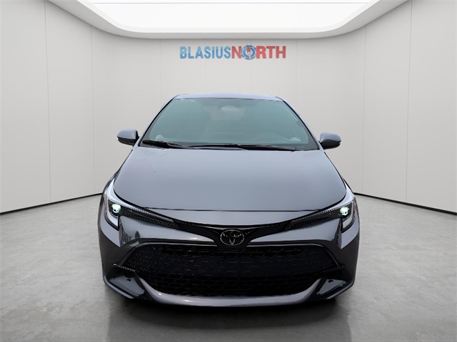 2025 Toyota Corolla SE photo 2