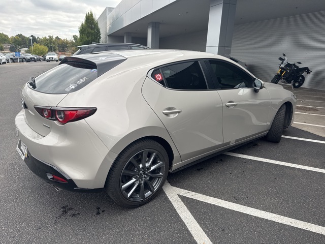 2022 Mazda Mazda3 Preferred photo 3