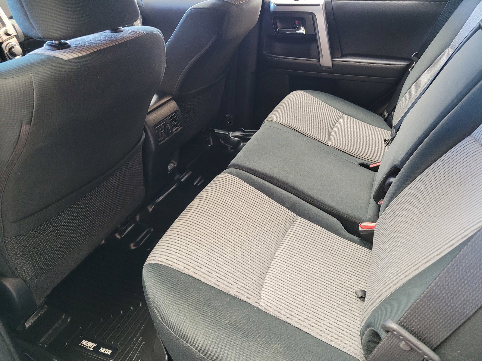 2022 Toyota 4Runner SR5 photo 11