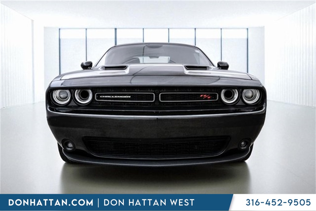 2015 Dodge Challenger R/T photo 34