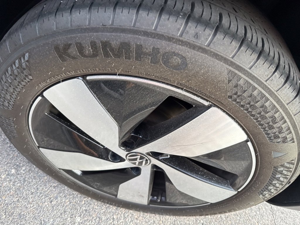 2024 Volkswagen Taos S photo 17