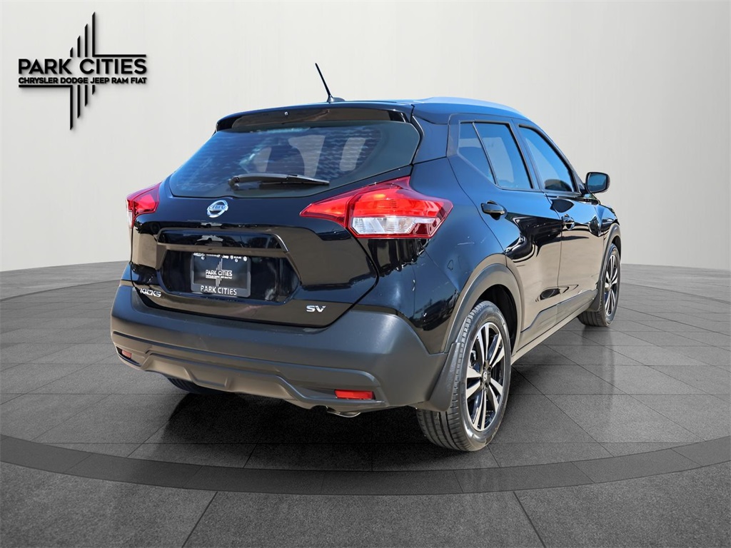 2018 Nissan Kicks SV photo 3